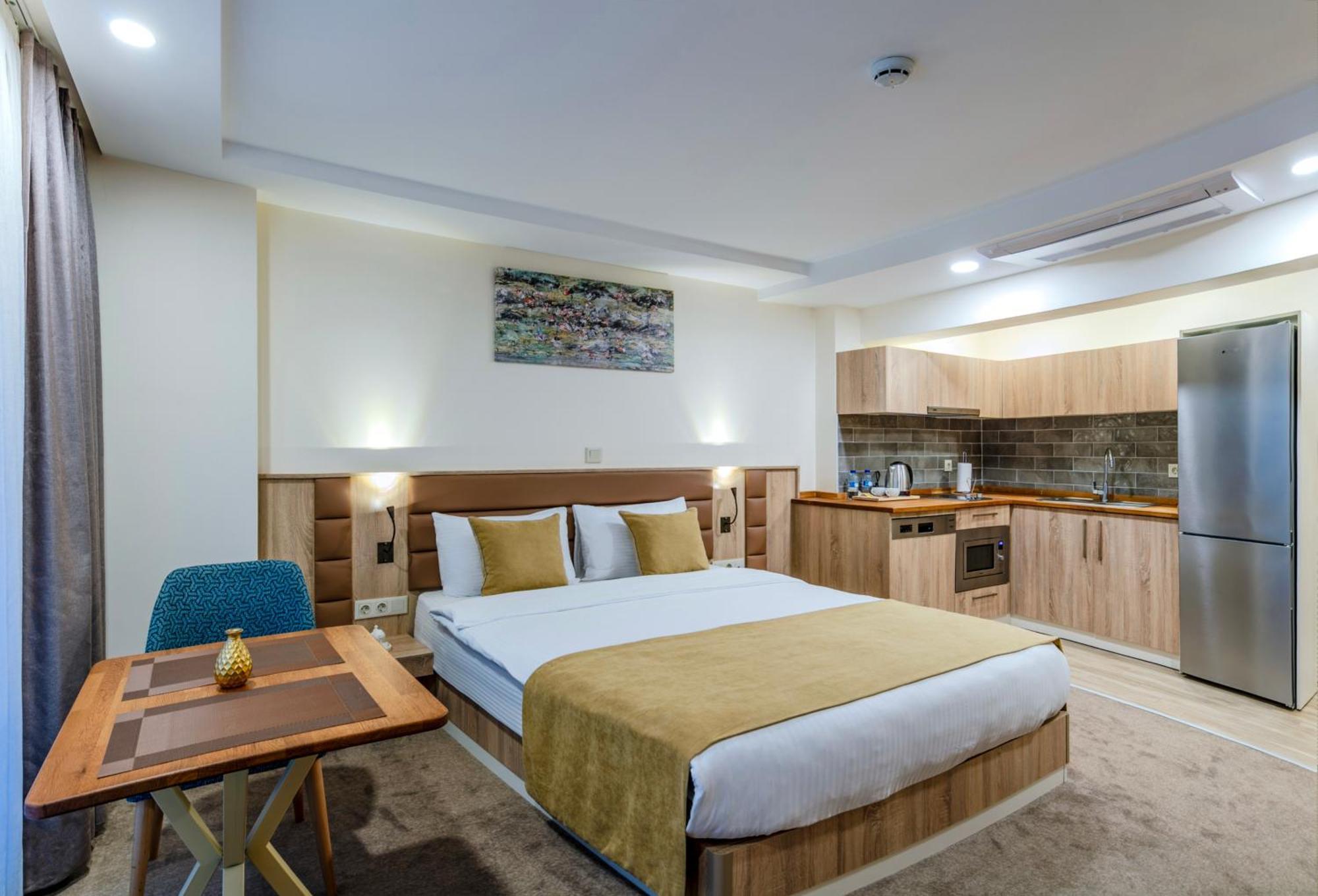 Roys Hotel & Suites Стамбул Экстерьер фото
