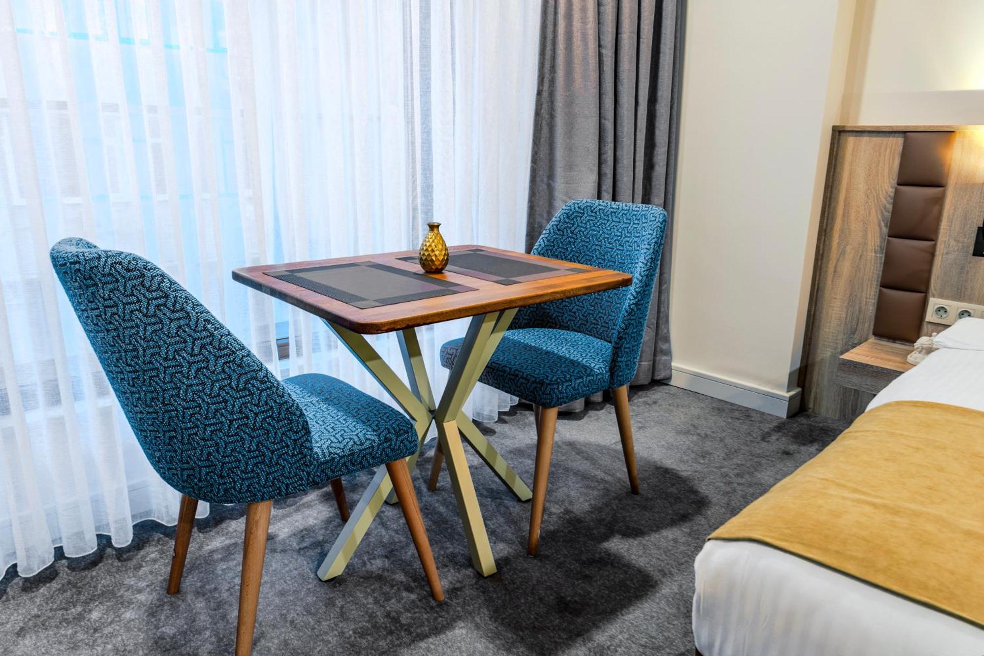 Roys Hotel & Suites Стамбул Экстерьер фото