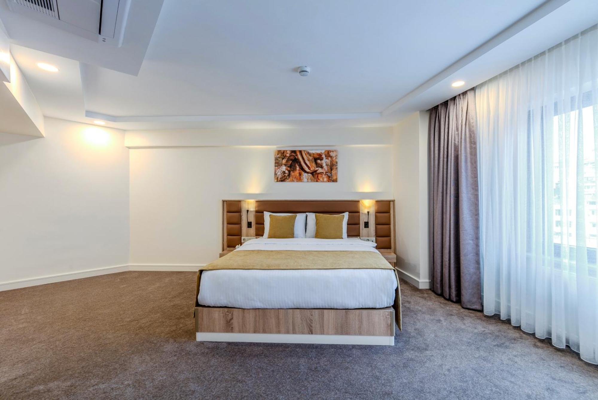 Roys Hotel & Suites Стамбул Экстерьер фото